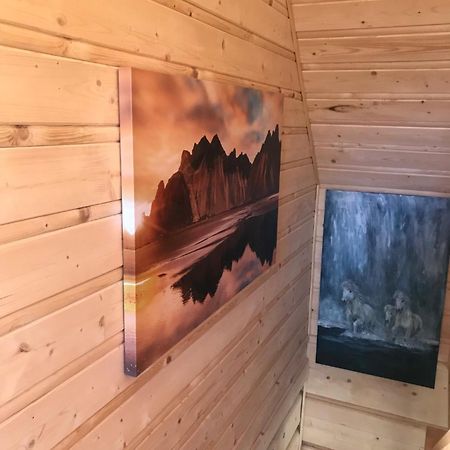 Fjaell Stuga Steninge Buitenkant foto